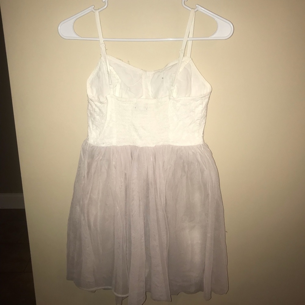 Dress - Picture 3 of 6
